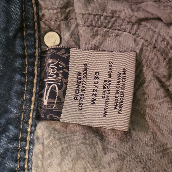 Silver Pioneer Bootcut Jeans. Size 32x33 - Picture 5 of 6